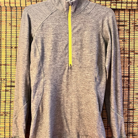 Lululemon Race Your Pace 1/2 Zip Sz 8 - Picture 2 of 7